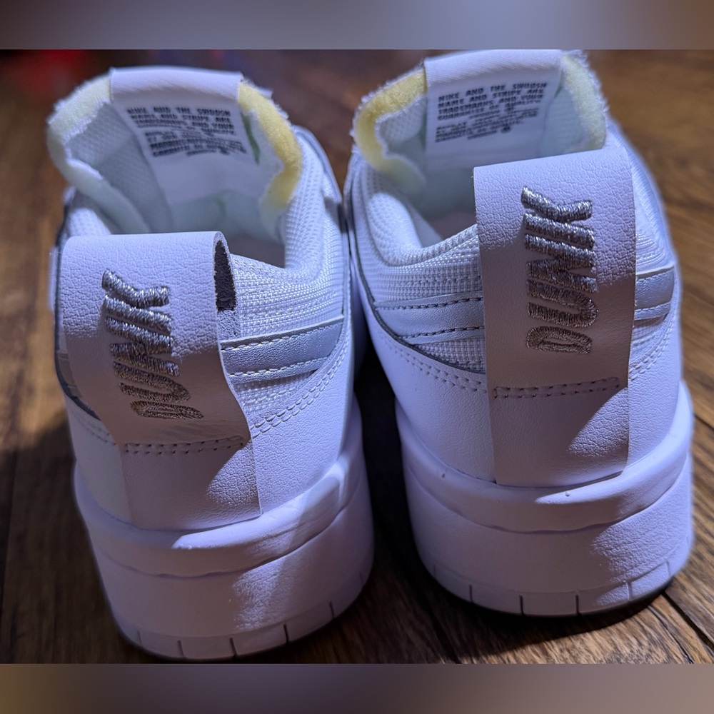 🟥SOLD❌Nike All-White Athletic Sneakers - Picture 4 of 8